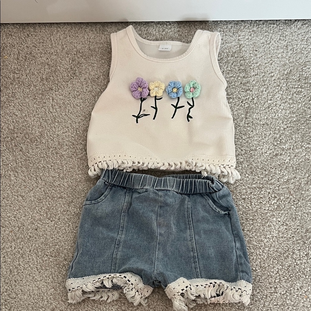 SHEIN Cream Top and Blue Shorts Set with Floral Design